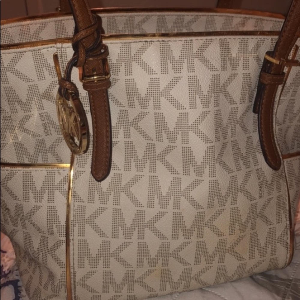 Michael Kors purse